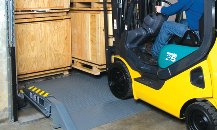 Kelley dock with forklift