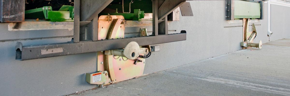 Kelley trailer restraint system