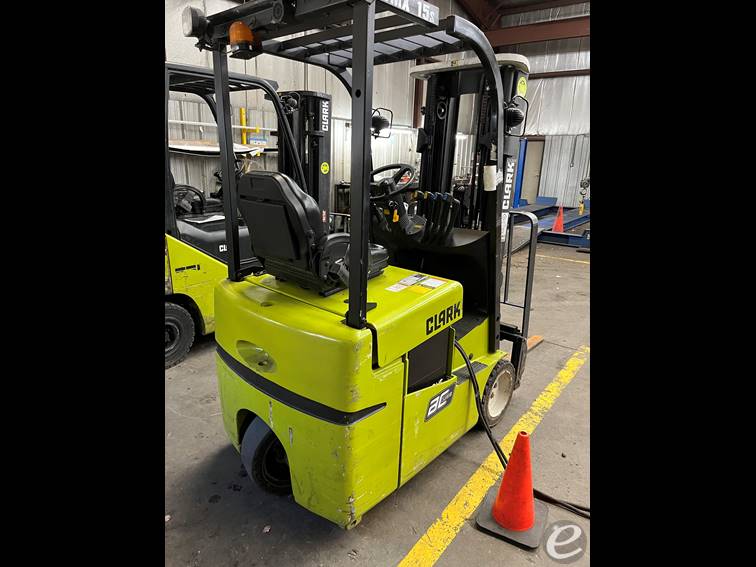 2019 Clark TMX15S
