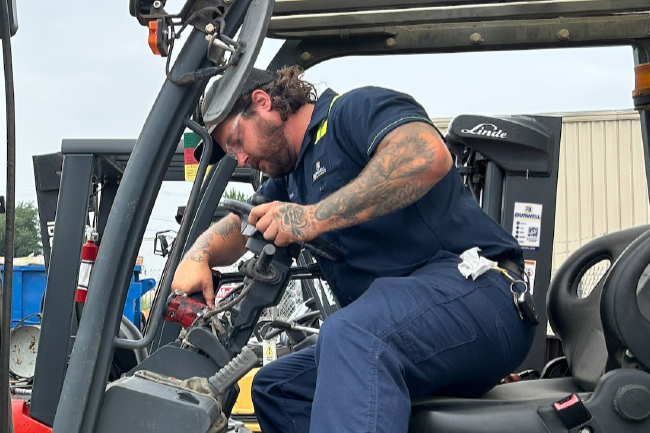 Reduce forklift TCO with a PM plan