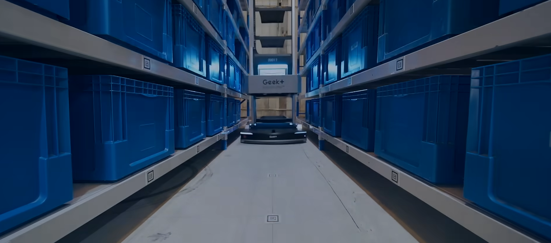 why distribution centers use robotics to solve problems