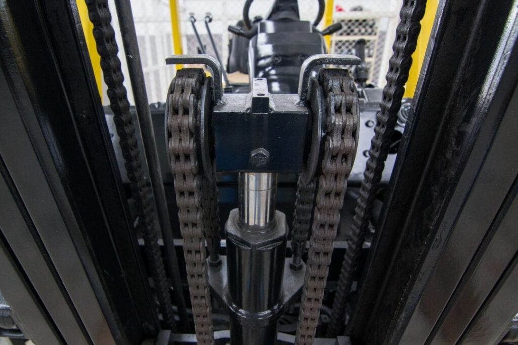 forklift fork and chain wear TCO